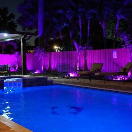 New Luxury Vacation Dream Rental- Sleeps 15! Маями Екстериор снимка