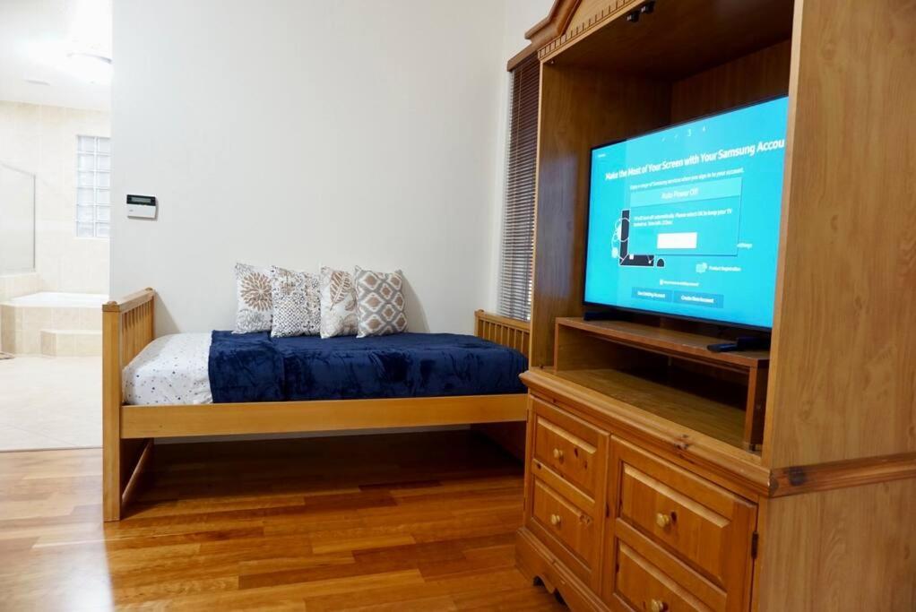 New Luxury Vacation Dream Rental- Sleeps 15! Маями Екстериор снимка