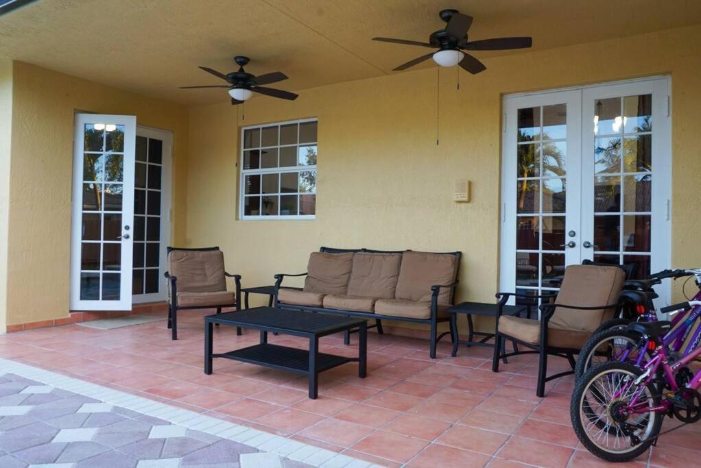 New Luxury Vacation Dream Rental- Sleeps 15! Маями Екстериор снимка