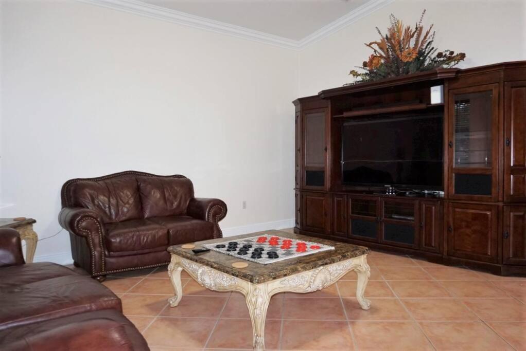 New Luxury Vacation Dream Rental- Sleeps 15! Маями Екстериор снимка