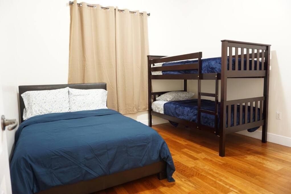 New Luxury Vacation Dream Rental- Sleeps 15! Маями Екстериор снимка