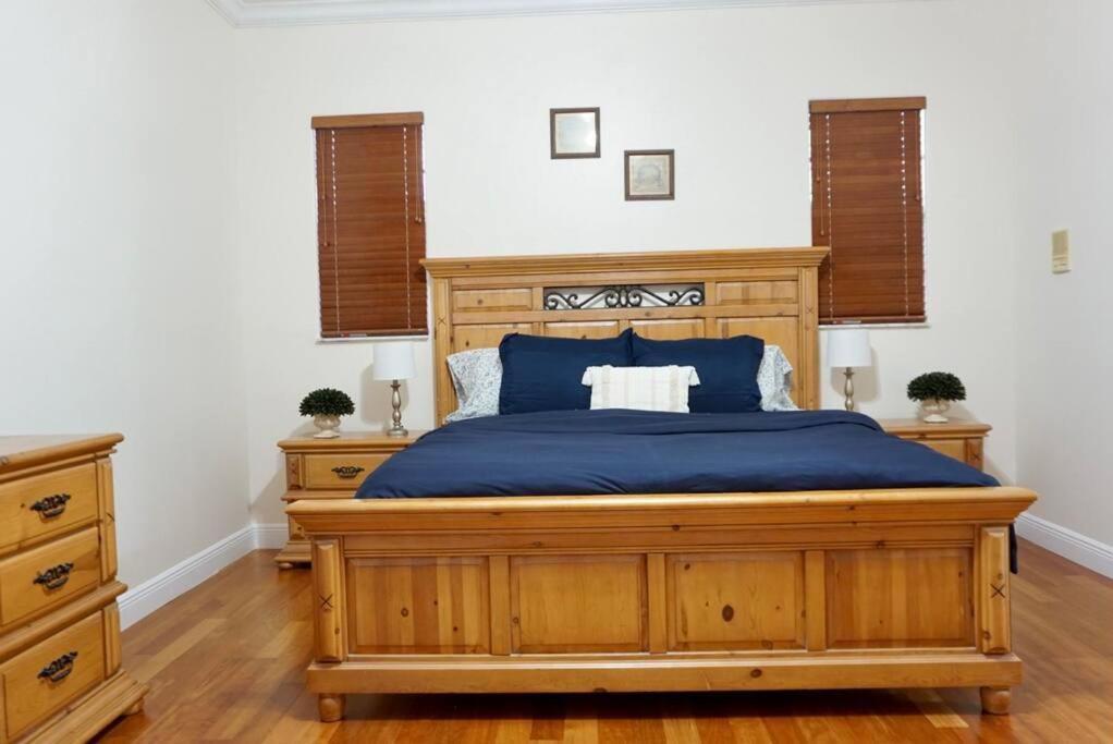 New Luxury Vacation Dream Rental- Sleeps 15! Маями Екстериор снимка